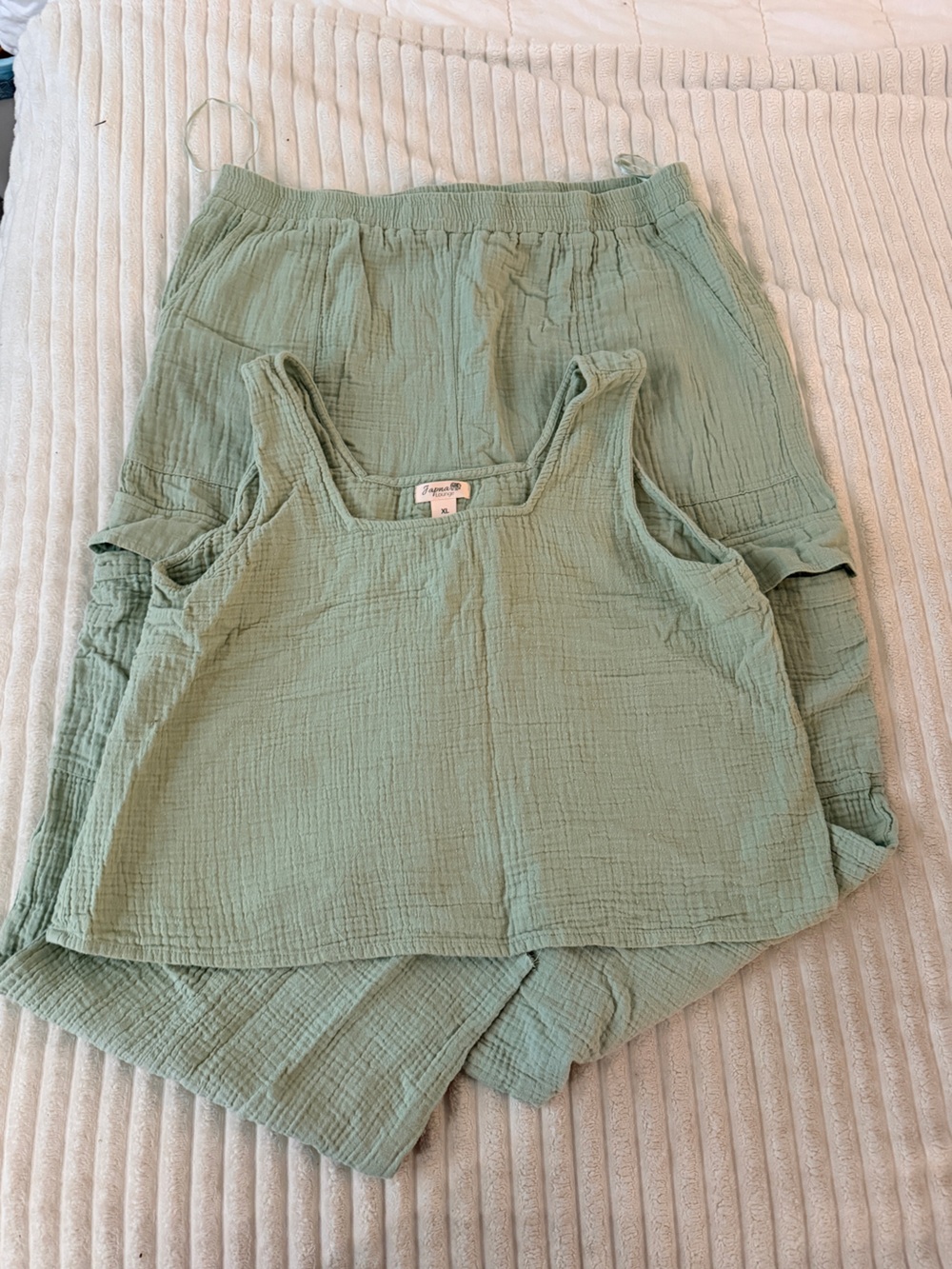 Japna Sage Green Wide-Leg Crinkle Lounge Set - Picture 2 of 12